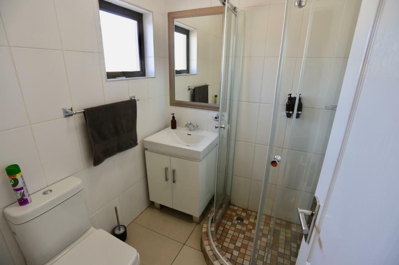 Boutique Guesthouse มาเรียนทอล ภายนอก รูปภาพ